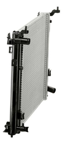 Radiador Agua Para Nissan March 1.6 2016 2017 2018 2019