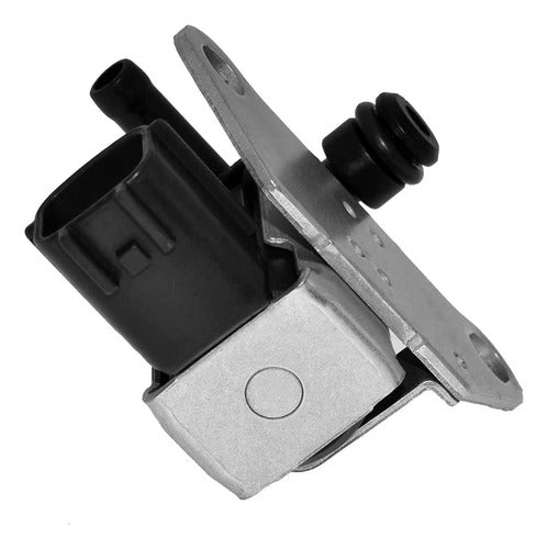 Válvula Canister Para Nissan Versa 1.8 2011 2012 2013 2014