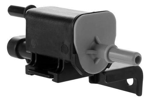 Válvula Canister Para Chevrolet Ssr 6.0 2005 2006
