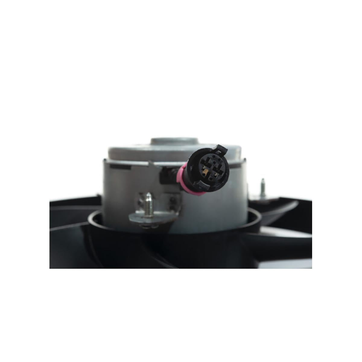 Motoventilador Para Vw Derby 1.8 2003 2004 2005